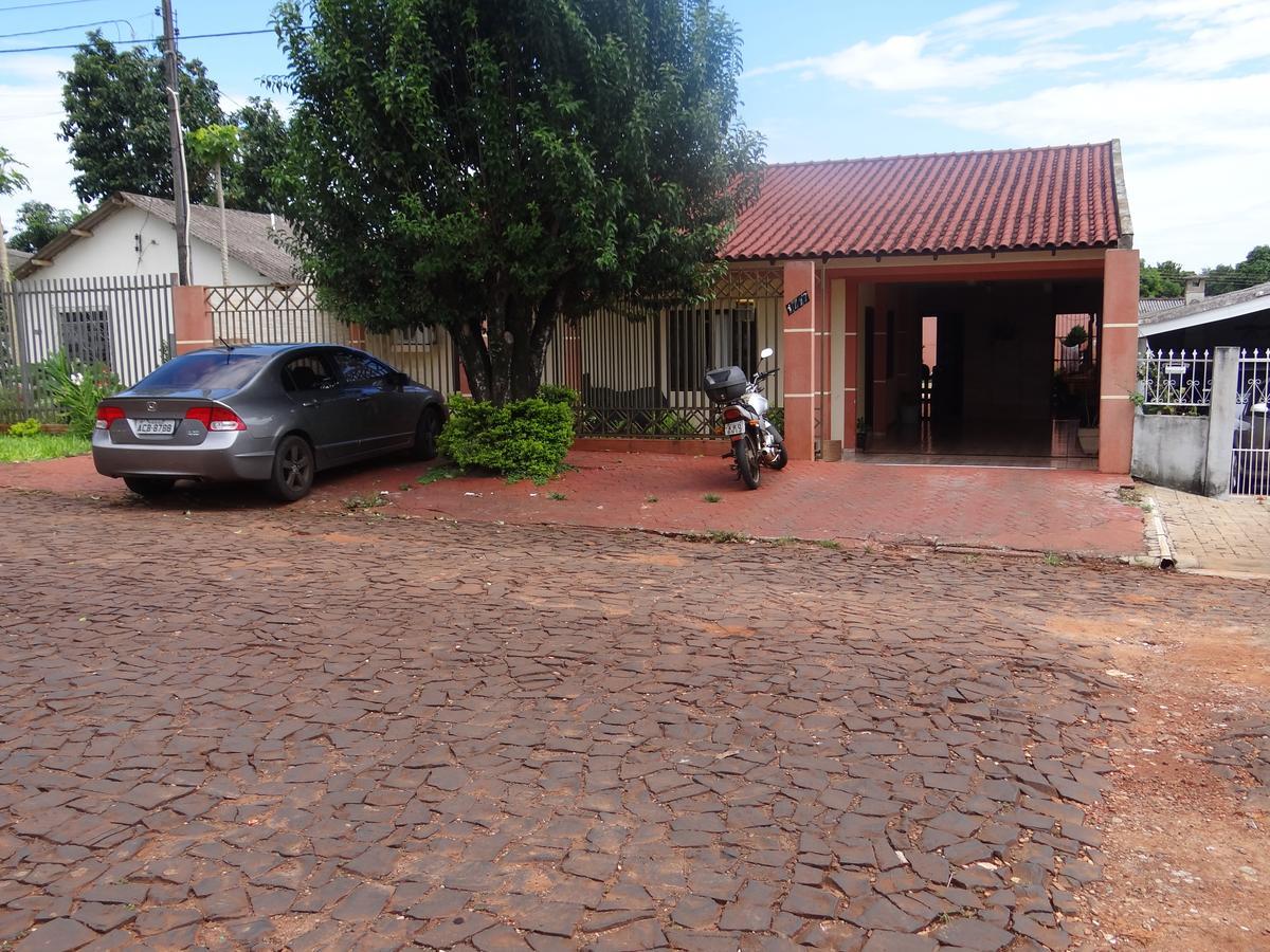 Casa Da Helo Quartos Em Foz Hotel Foz do Iguacu Luaran gambar